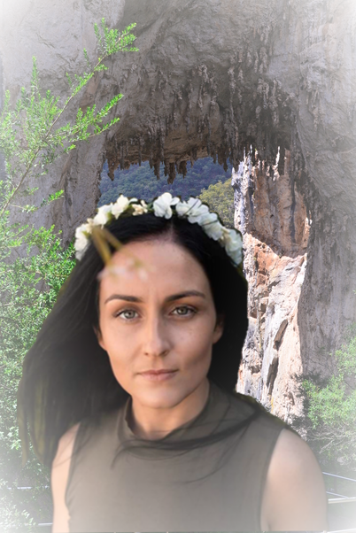 Blue Mountain Jenolan Caves Australia by Peter Samuel (9) Leah Weir as Ailbe Rose picture by Kimberley Photography